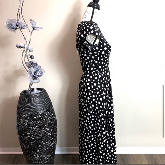 ❗️SOLD❗️Reformation Rylie Memento Spotted Midi Dress - Picture 6 of 9